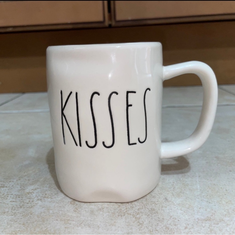 Rae Dunn Kisses Mug